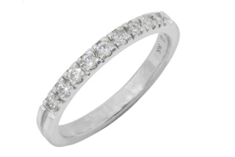 14 karat white gold ring with diamonds